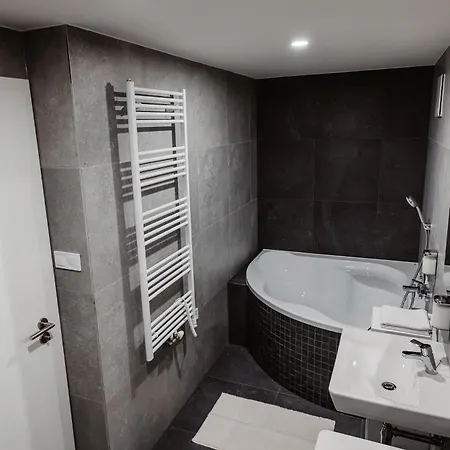 Albelli Luxury Skyview Apartman *